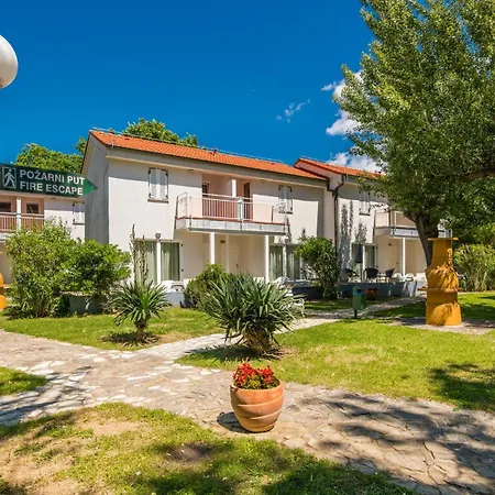 Apartament 1 Bedroom Stunning In