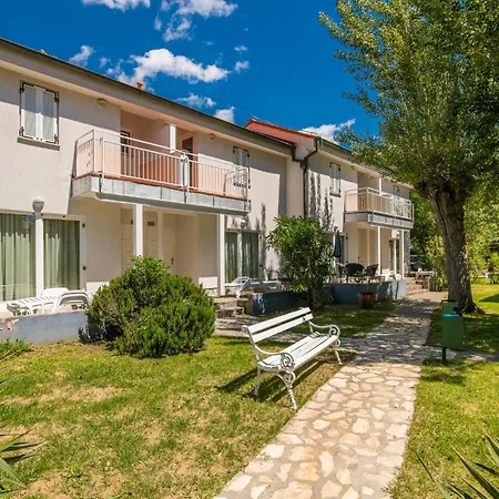 1 Bedroom Stunning In Apartament Baška