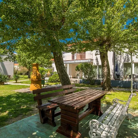 Apartment Stunning In Baska (Krk)